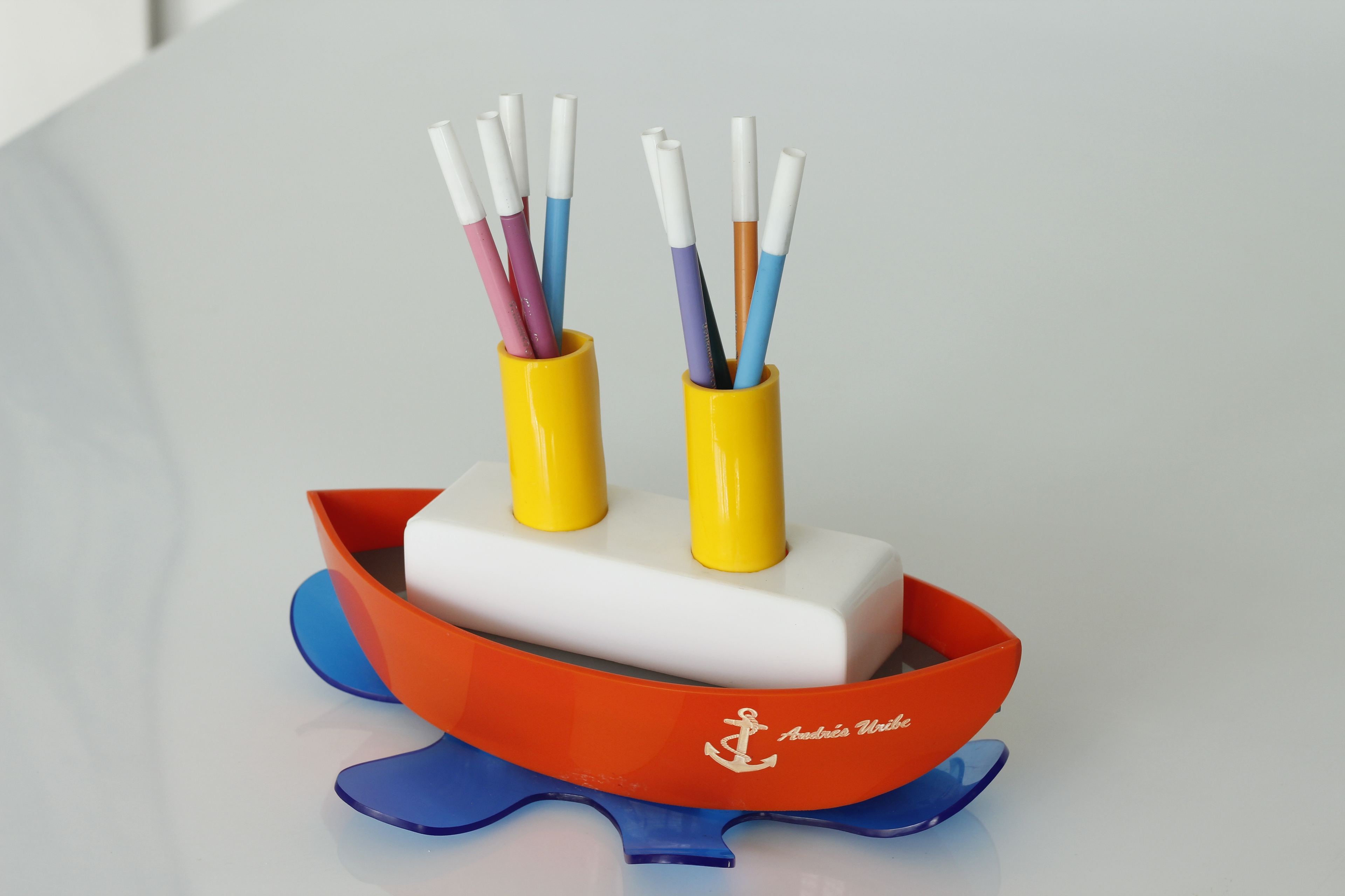 Desktop storage，Box，pen container，Office Supplies，industrial design，